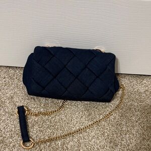 Quilted chain cross body